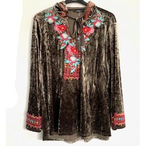 Andree by Unit Velvet Hooded Tunic Top Sz 1X Embroidered Floral‎